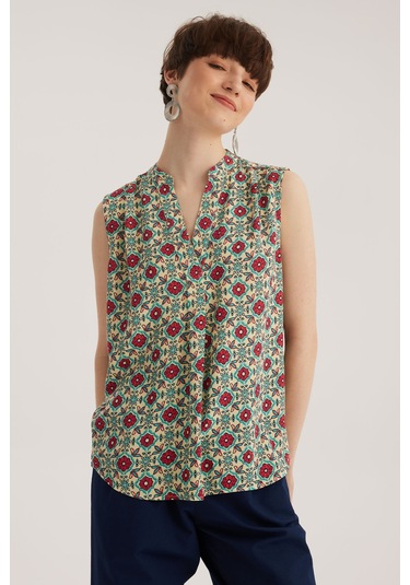 Yeşil Kolsuz Bluz 001