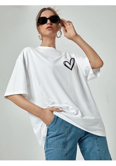 Minimal Kalp T-shirt - Beyaz Baskılı Oversize Bisiklet Yaka Kısa Kol Tişört Beyaz