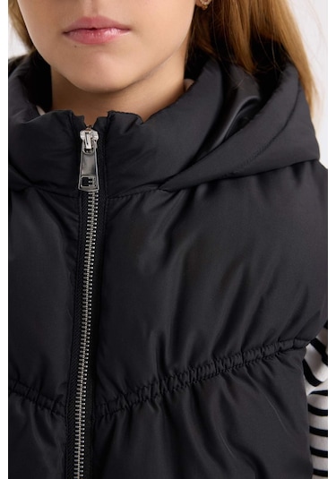 DeFacto Kız Çocuk Su İtici Kapüşonlu Fermuarlı Şişme Yelek D6918A825SPBK27