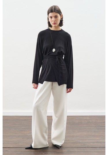 Beli Bağlama Tasarımlı Bluz Siyah Siyah