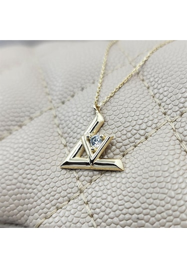 0 20 Karat Pırlanta Möntürü Signity Swarovski Taşlı V Tasarım Modern 925 Ayar Gümüş Kolye 43 Cm