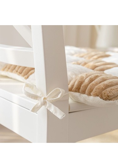 Springsun Kışlık Kaliteli Yumuşak Kürklü Sandalye Yastığı - Ofis, Üniversite Dormitoru İçin Kalın, Kaymazsız, Bantlı 45x45cm, Hafif Kahve Diğer