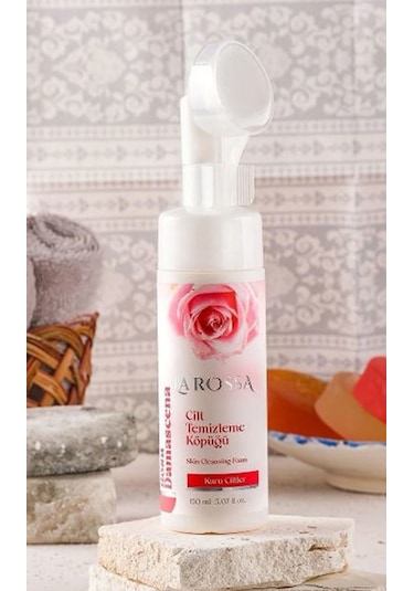 Larossa Gül Özlü Kuru Ciltler İçin Yüz Temizleme Köpüğü 150 ML