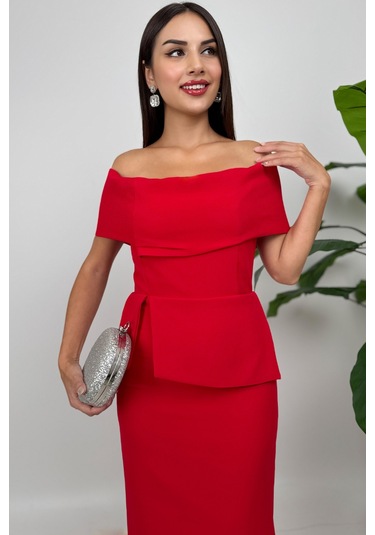 Vivenza Gül Detaylı Omuz Açık Kayık Yaka Uzun Kırmızı Abiye Elbise, Nişan Ve Davet Zarafeti Kırmızı