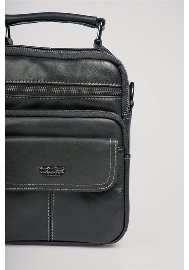 Ççs 31600 Hakiki Deri Askılı Çanta Siyah