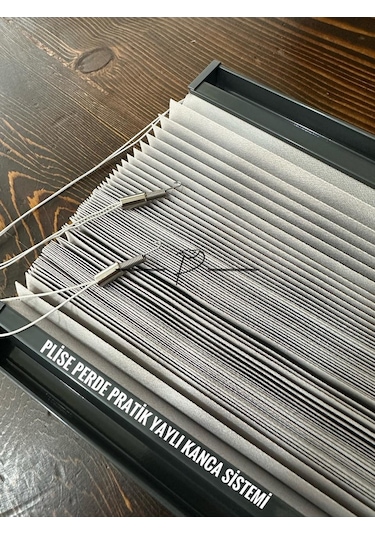 Plise Perde Cam Balkon Akordiyon Perde Yaylı Kancalı Sistem Çok Renkli