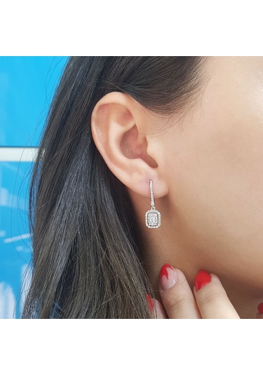 Lova 0,73 Karat Baget Pırlanta Küpe - 3030047