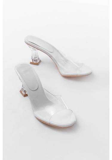 S-619 Beyaz Rugan Şeffaf Bantlı Şeffaf Topuklu Yuvarlak Burunlu Kadın Terlik Renksiz