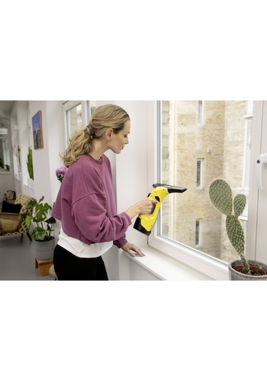 Karcher WV 2 Cam Silme & Temizleme Makinesi