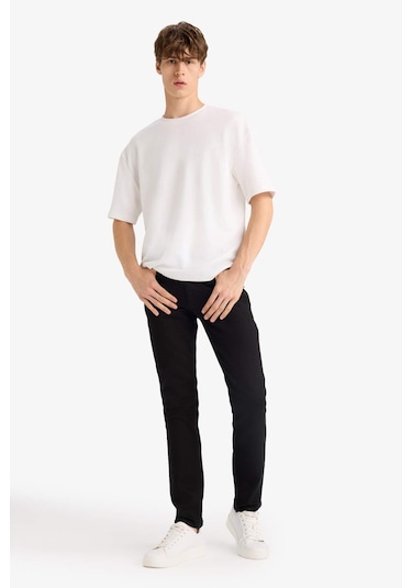 Defacto Pedro Slim Fit Dar Kalıp Normal Bel Dar Paça Jean Pantolon S2711az25aunm40 Siyah Defacto Pedro Slim Fit Dar Kalıp Normal Bel Dar Paça Jean Pantolon S2711az25aunm40 Siyah