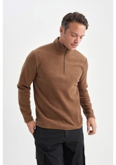DeFacto Kahverengi Tüylenme Yapmayan Soğuk Geçirmez Regular Fit Dik Yaka Fermuarlı Polar Sweatshirt Y3996AZNSBN267