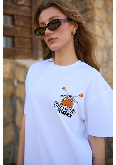 Velvoria Unisex Oversize Beyaz Scooter T-shirt