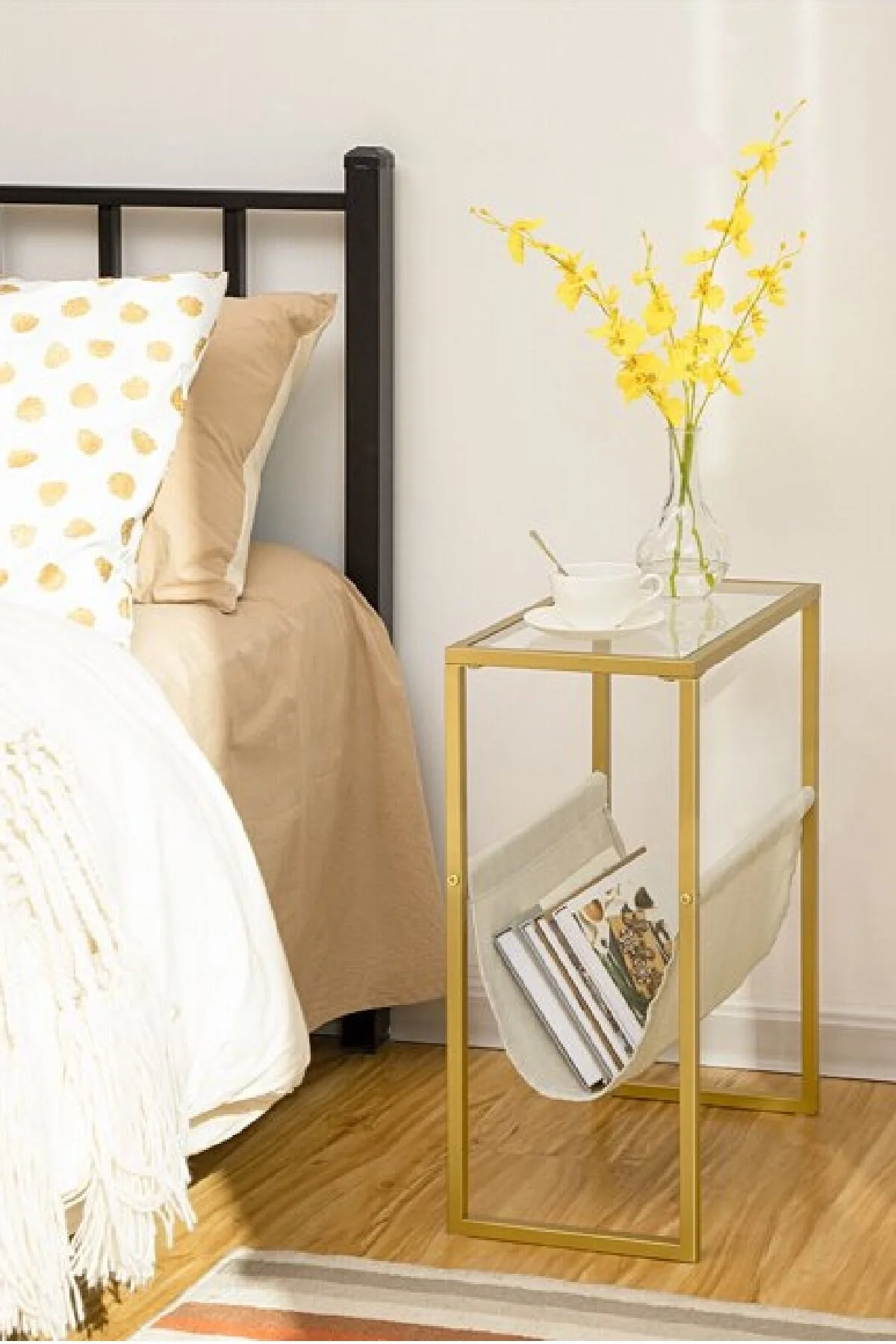 Temperli Cam Gazetelik Dergilik Yan Sehpa Koltuk Sehpası Gold-şeffaf