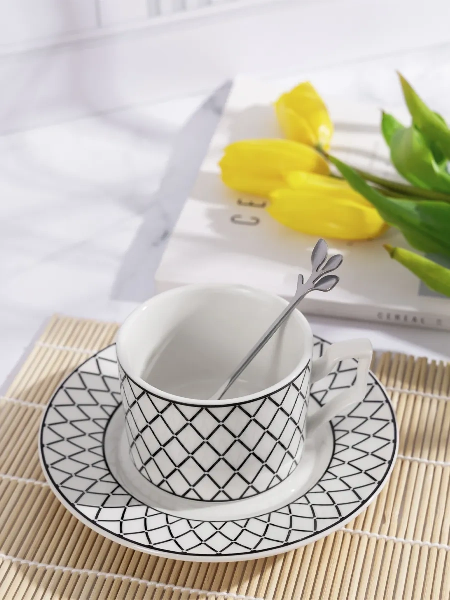 Homelabshop Fincan Ve Tabakdan Oluşan Çay Takımı - Hazır Hediye 416660884 Beyaz