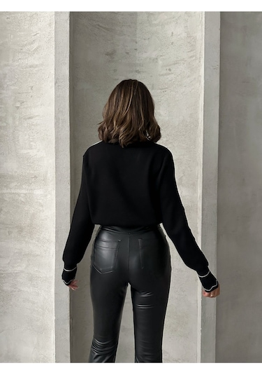 Kadın Yaka Detaylı Triko Bluz Siyah