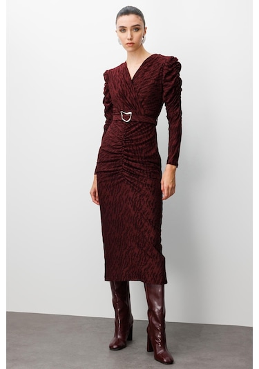 Moda İlgi Kadın Kruvaze Büzgü Detaylı Jakar Yakma Kumaş Beli Kemerli Kalem Elbise 0022 Bordo Bordo