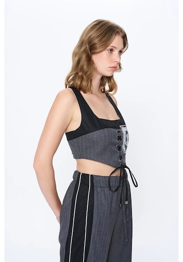 Olla Collection Kadın Figürlü Kuş Gözü Bağlamalı Bluz Gri Gri