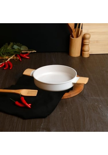 Belarıva 20 Cm Beyaz Ahsap Saplı Sahan Beyaz
