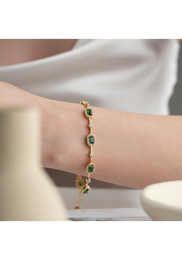 Kadın 925 Ayar Gümüş Zümrüt Taşlı Zarif Bileklik Altın