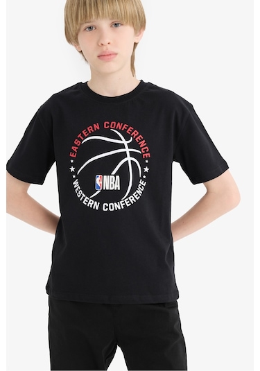 DeFacto Erkek Çocuk NBA Wordmark Bisiklet Yaka Kısa Kollu Tişört E4835A825SMBK81 DeFacto Erkek Çocuk NBA Wordmark Bisiklet Yaka Kısa Kollu Tişört E4835A825SMBK81