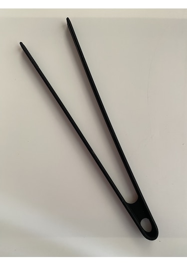 Sert Uçlu Isıya Dayanıklı Silikon 28 Cm Maşa Siyah
