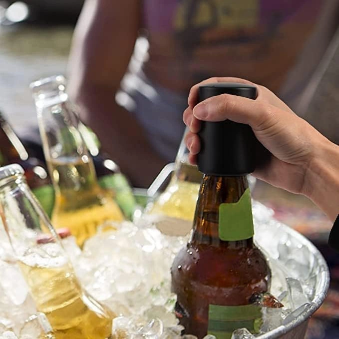 Xindoker Stainless Steel Otomatik Manyetik Basma Şeklinde Şişe Açıcı Siyah, 2 Adet Siyah