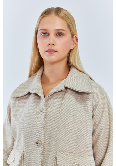 4410 Kadın Balık Sırtı Kısa Kaban Bej Bej