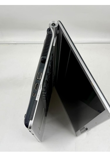 Sony Vaio Pcg-3j1l İntel Pentium İşlemci 8 Gb Ram 128 Gb Ssd W10