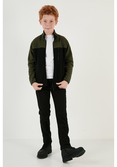 Lela Yumuşak Dokulu Fermuarlı Renk Bloklu Dik Yaka Cepli Hırka Unisex Çocuk Polar 5905001 Haki-Siyah Lela Yumuşak Dokulu Fermuarlı Renk Bloklu Dik Yaka Cepli Hırka Unisex Çocuk Polar 5905001 Haki-Siyah