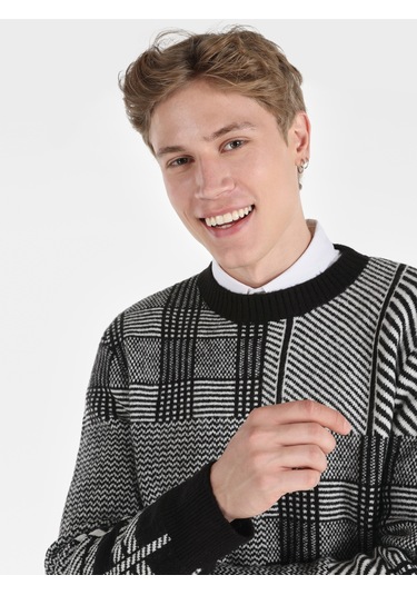 Colins Regular Fit Bisiklet Yaka Kareli Siyah Erkek Kazak Cl1065744 Siyah