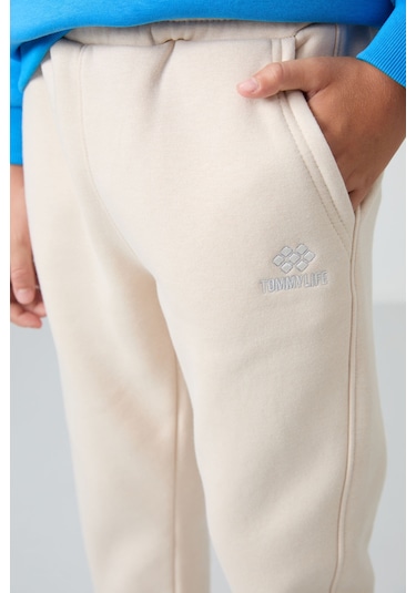 Tommy Life Bej Pamuklu Kalın İçi Tüylü Yumuşak Dokulu Standart Fit Nakışlı Erkek Çocuk Eşofman Alt - 11224 Bej Tommy Life Bej Pamuklu Kalın İçi Tüylü Yumuşak Dokulu Standart Fit Nakışlı Erkek Çocuk Eşofman Alt - 11224 Bej