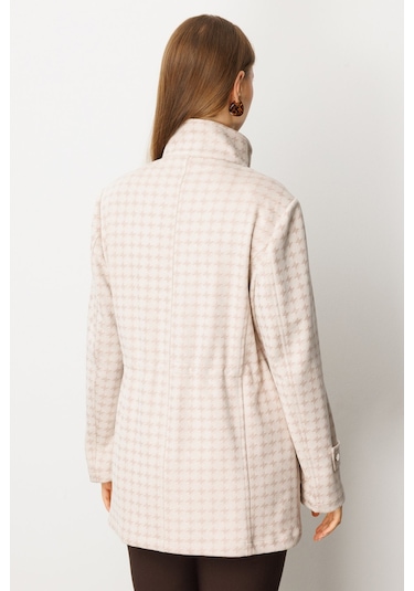 Ekol Kadın Büyük Beden Beli Lastikli Kazayağı Desenli Trenç 7541 Kum Kum