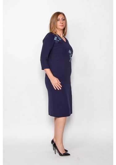 Ezze Kadın Büyük Beden İthal Nakış Aplike İşlemeli Abiye Elbise 4205 Lacivert Lacivert