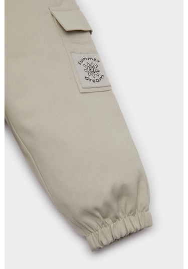DeFacto Erkek Bebek Beli Lastikli Kargo Cepli Gabardin Pantolon E2010A525SPBG779 Bej