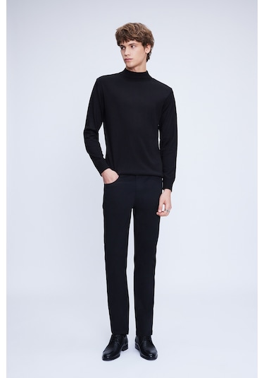Siyah Regular Fit Düz Yarım Balıkçı Yaka Yünlü Triko Kazak Siyah