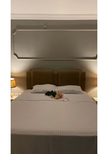 Otel Tipi 10 Adet Nevresim Takımı, Çift Kişilik Çizgili Saten %100 Pamuk 200x220 Beyaz