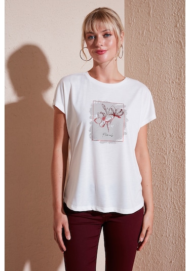 Lela Baskılı Bisiklet Yaka Regular Fit Bayan T Shirt 6671002 Ekru