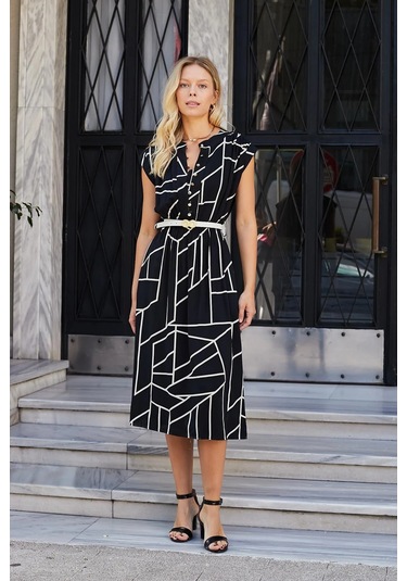 Kadın Yumuşak Dokulu İpeksi Modal Kumaş Hakim Yaka Beli Lastikli Önü Düğmeli Diz Altı Elbise-siyah Desen Siyah Dsn.