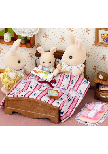 Sylvanian Families İki Kişilik Yatak Seti 5019