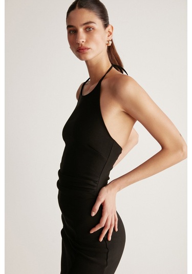 Andıe Kadın Dokuma Krep Kumaşlı Bodycon Vücüdu Saran Boyundan Bağlamalı Siyah Elbise