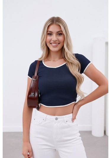 Zedefx Kadın Biyeli Yaka Detaylı T-shirt Lacivert