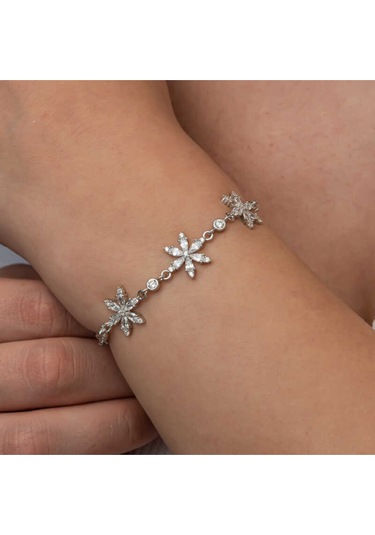 Casera's Gümüş Beyaz Lotus Çiçeği Kadın Bileklik Csr2185826 Gümüş