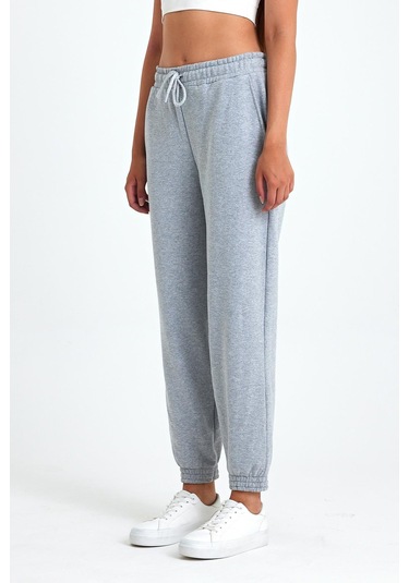 Kadın Gri Pamuklu Kalın Paçası Lastikli Yüksek Bel Rahat Jogger Eşofman Altı Gri