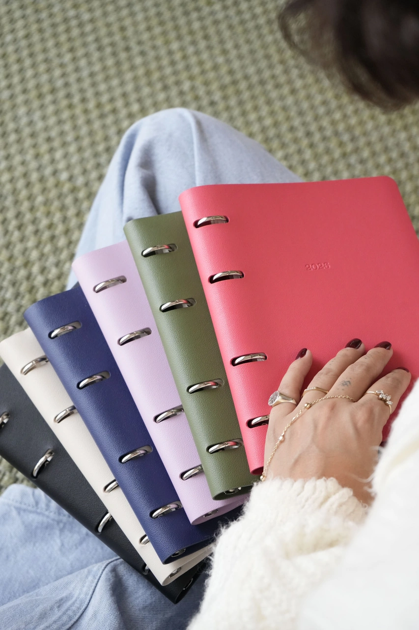 Ringo 2026 Haftalık Ajanda A5 14x21cm Esnek Kapak Ivory 80gr. İçi Değişebilir Lacivert