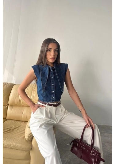 Mavi Yaka Detaylı Denim Crop Mavi