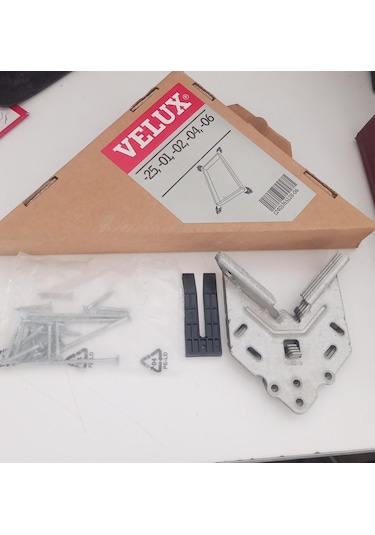 Velux 25,01,02,04,06 Çatı Penceresi Aparat Takımı