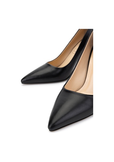 Tamer Tanca Kadın Hakiki Deri Siyah Deri Topuklu Ayakkabı 1027 03 Bn Ayk Sk24-25 Sıyah Dr Siyah Deri