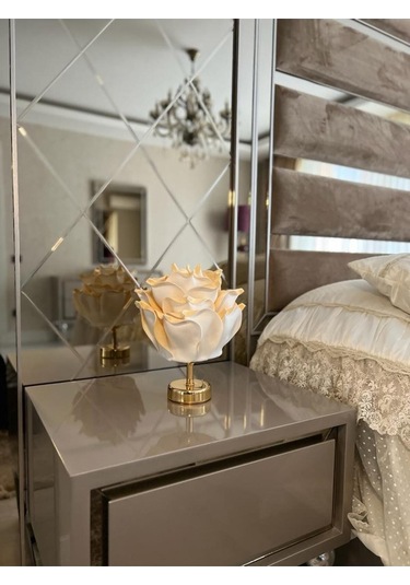 Dekor Yapay Eva Çiçeği Kablosuz Masa Lambası Üst Gold-alt Parlak Gold 9v Pil 75-90 Saat