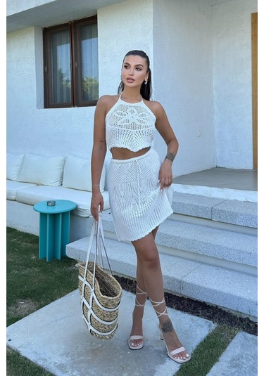 Kadın Ekru Pamuk Dokuma Askılı Halter Yaka Takım Ekru