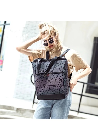 Yeni Parlak Geometrik Aydınlık Çanta Sequins Kadın Sırt Çantası Çok Renkli